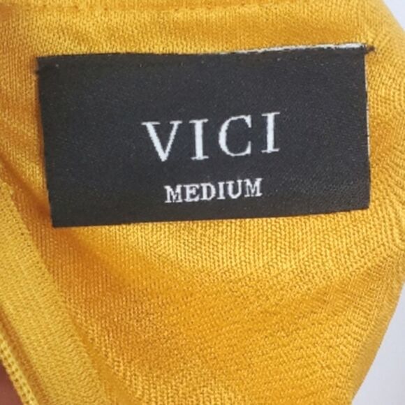 VICI Yellow Lace Dress - Picture 7 of 10